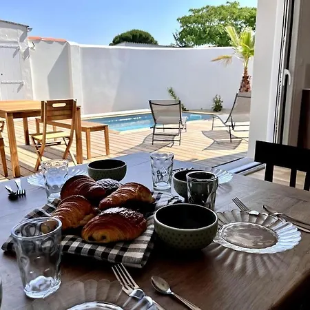 Superbe Avec Piscine A 10 Min Du Centre לה רושל