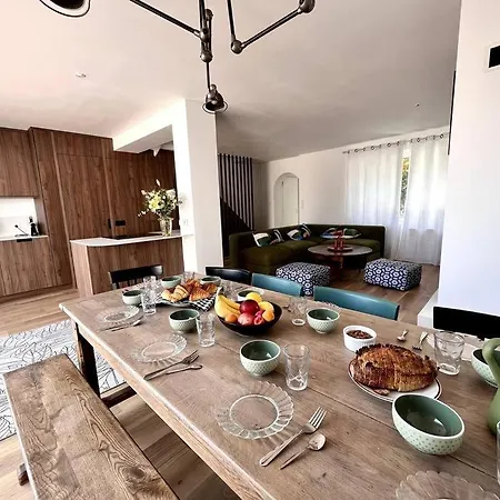 Superbe Avec Piscine A 10 Min Du Centre לה רושל