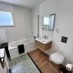 Βίλα Superbe Avec Piscine A 10 Min Du Centre Λα Ροσέλ