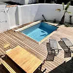 Superbe Avec Piscine A 10 Min Du Centre * Λα Ροσέλ
