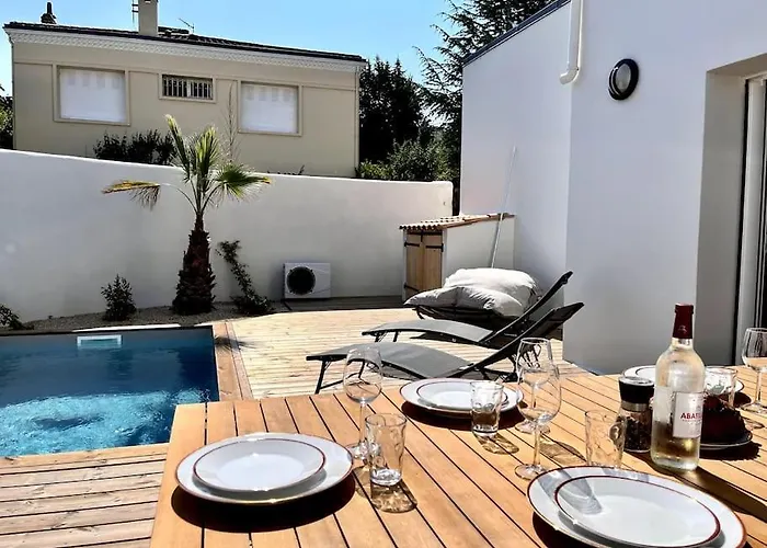 Superbe Avec Piscine A 10 Min Du Centre Villa *